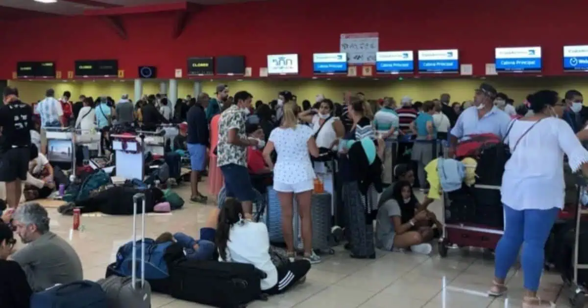 Cambios en la migración en Cuba generan preocupación por nuevos controles de entrada y salida del país
